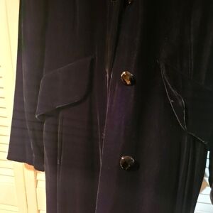 Vintage, black velvet coat, fully lined and absolutely gorgeous